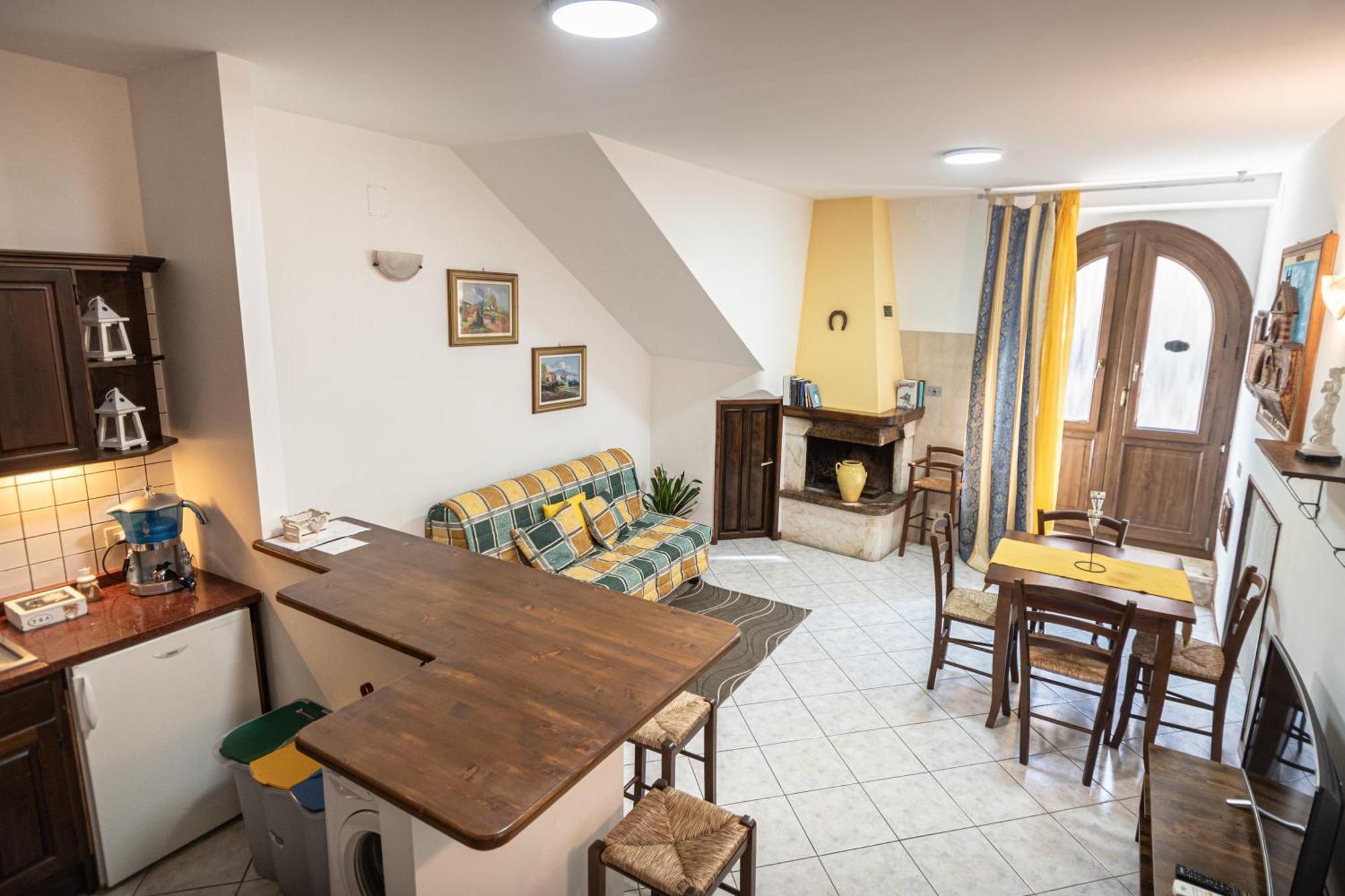 Le Casette Di Franco & Anna Assise Extérieur photo